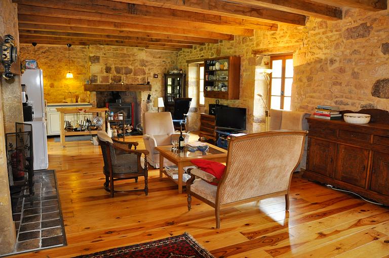 Vakantiehuis Frankrijk met Zwembad FermePostel Woonkamer Achter