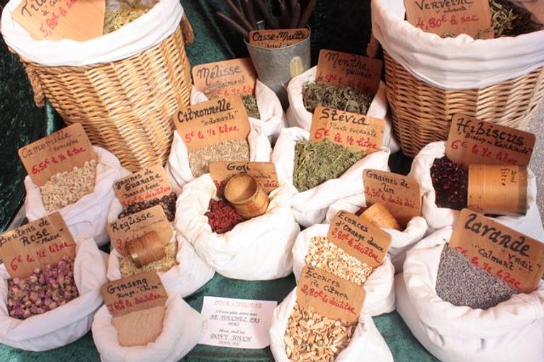 Vakantiehuis Frankrijk met Zwembad FermePostel Omgeving Kruiden en Noten